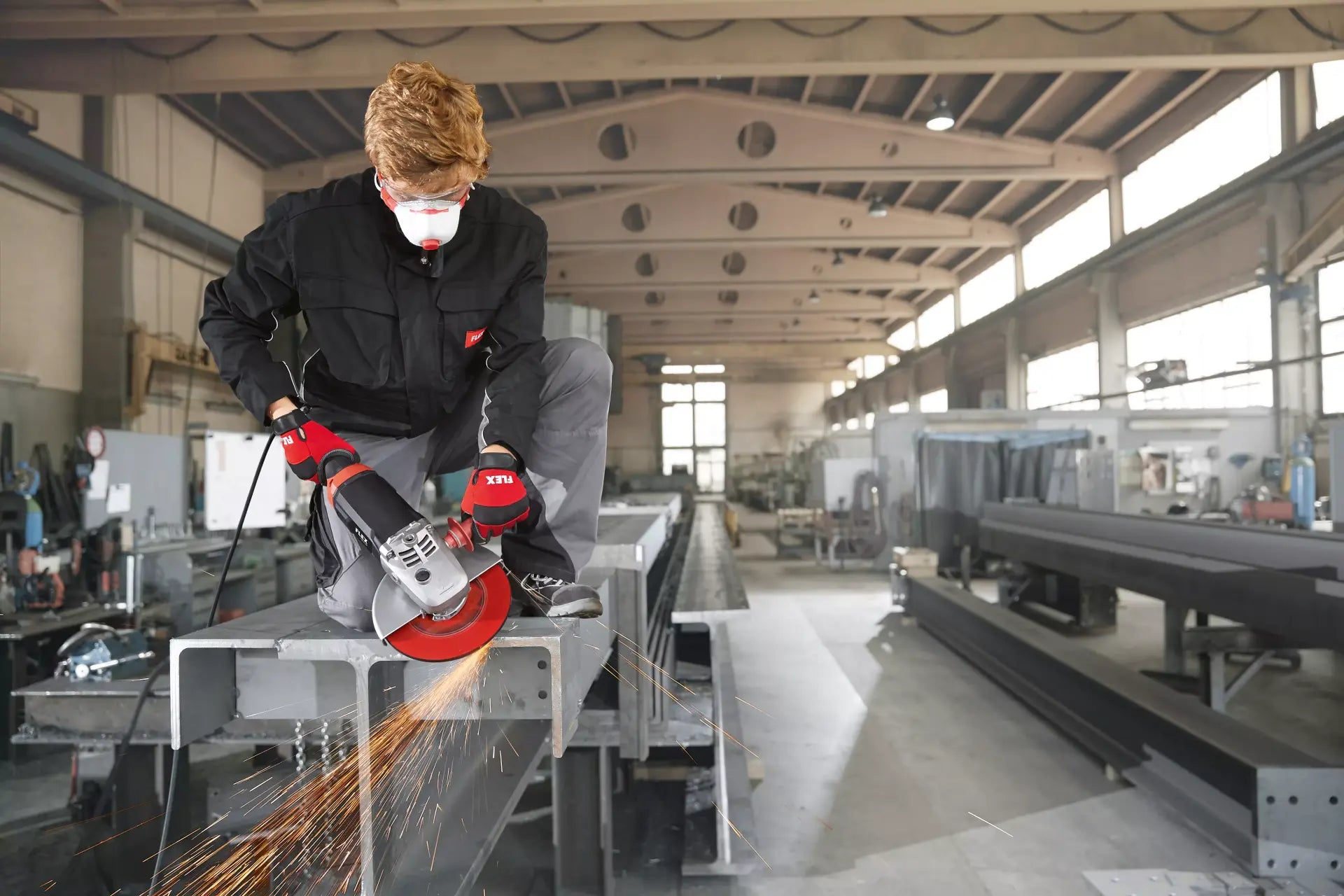 2600 W Ugaona Brusilica L 26-6 230