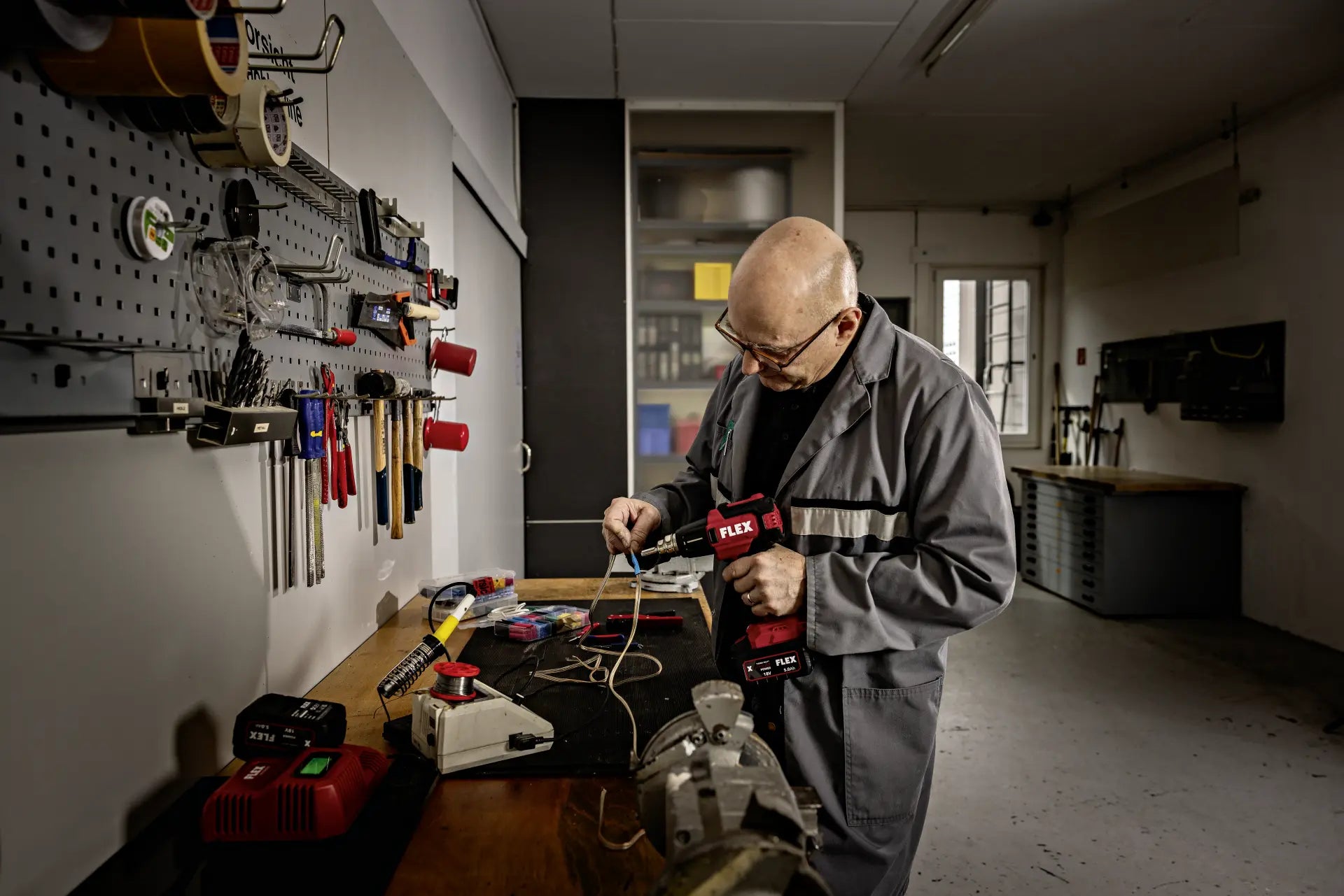 AKU Pištolj za Vruć Vazduh HG 530 18