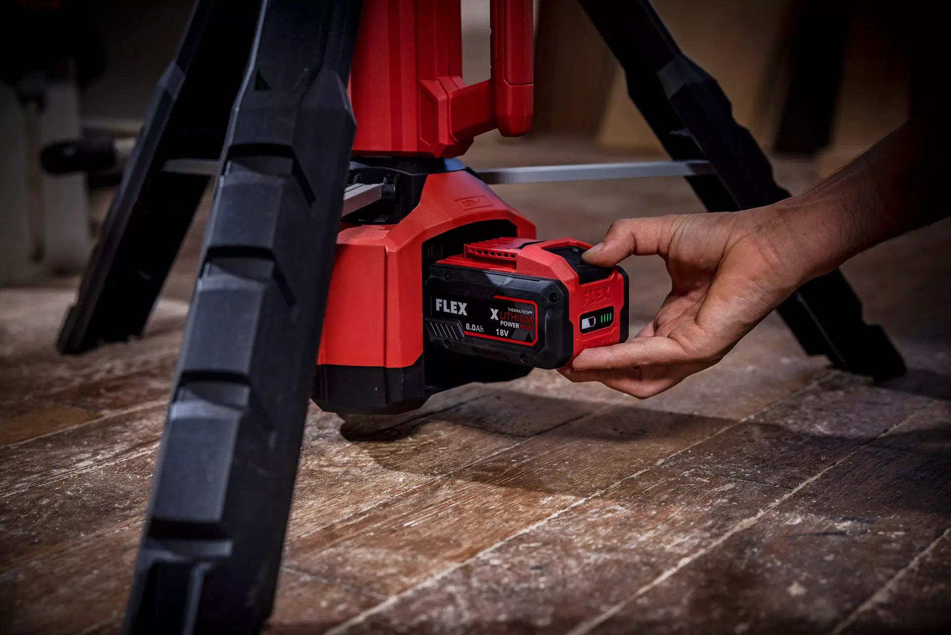 LED Građevinski Reflektor sa Stalkom TL 4000 18.0/230