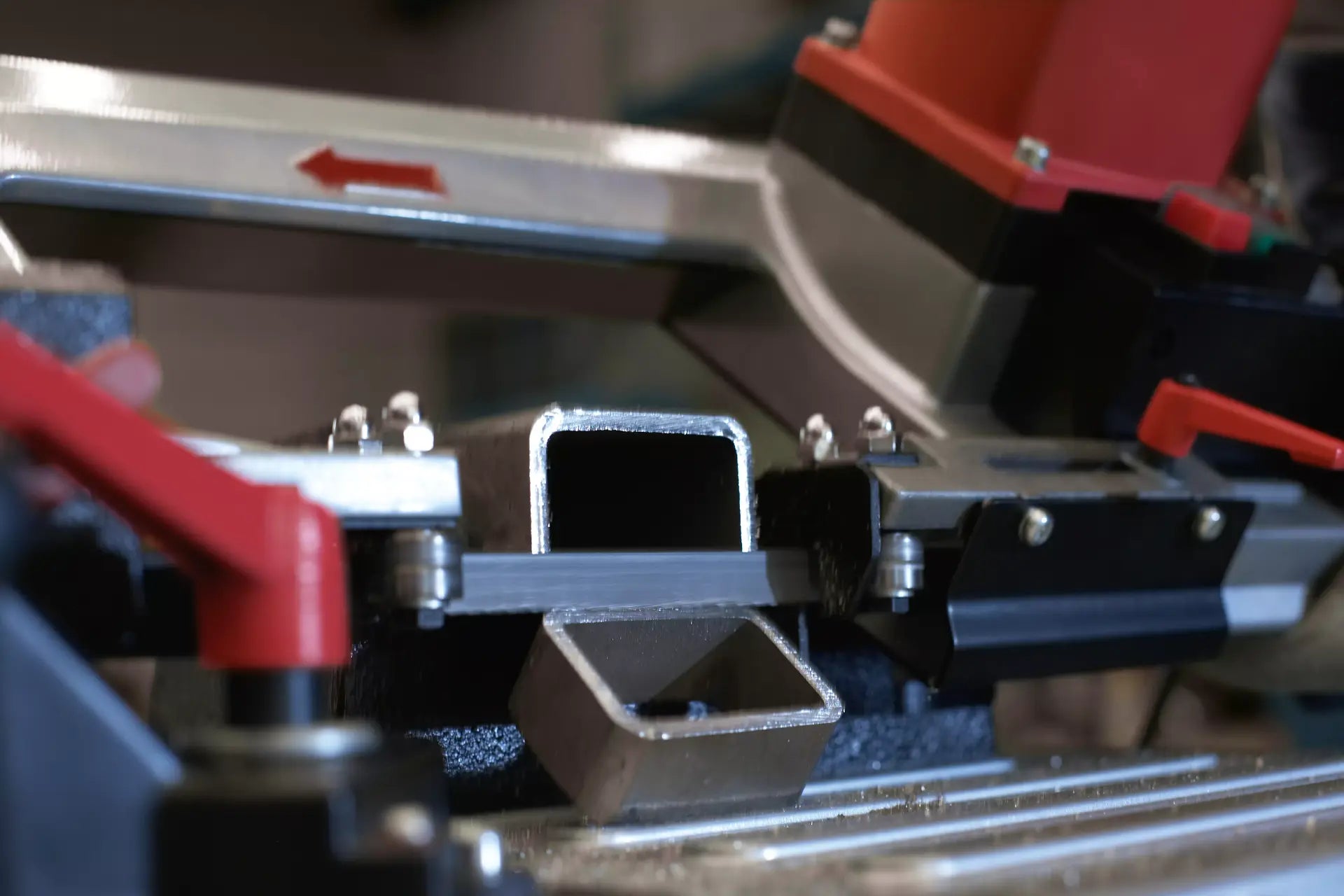 Tračni tester SBG 4910