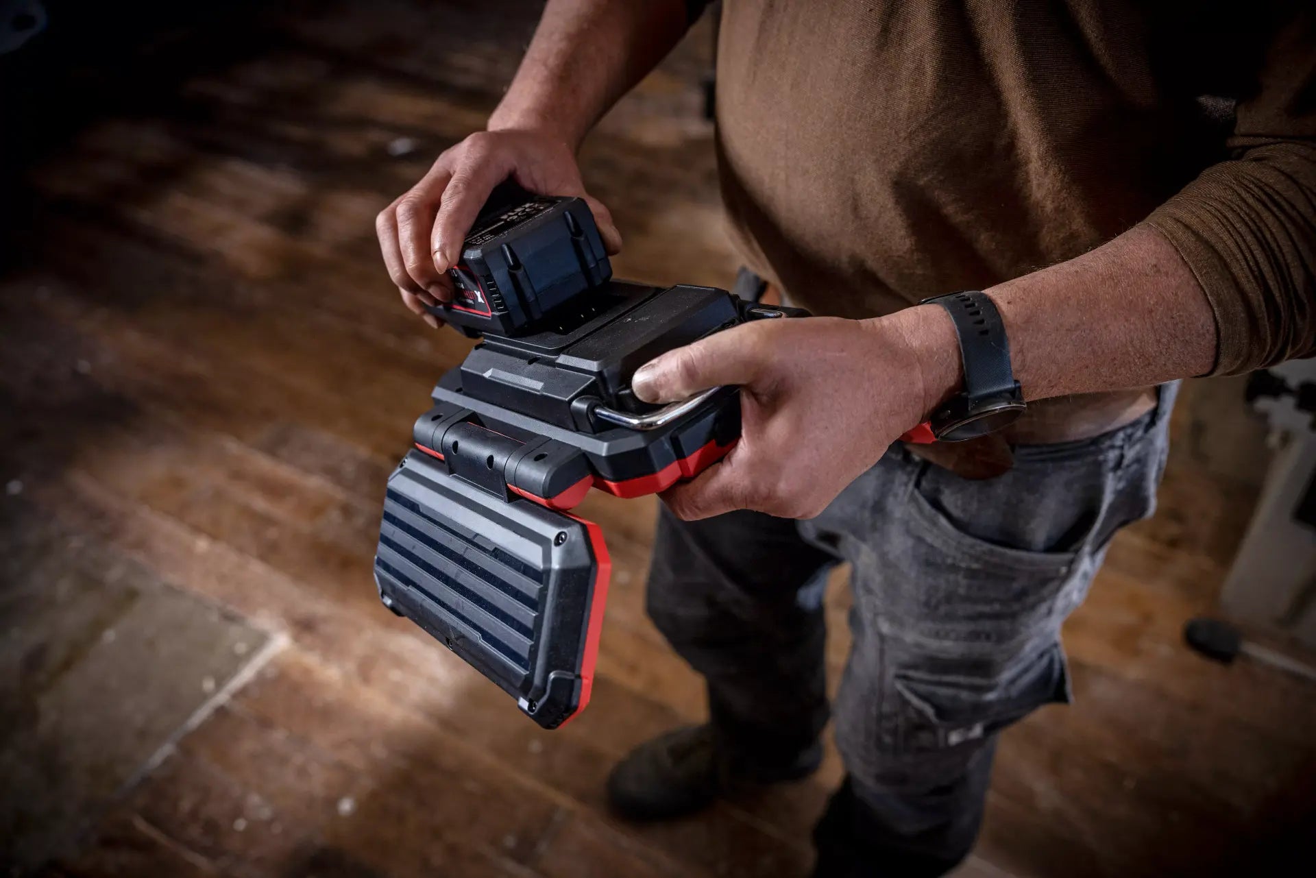 LED Građevinski Reflektor sa Stalkom TL 4000 18.0/230